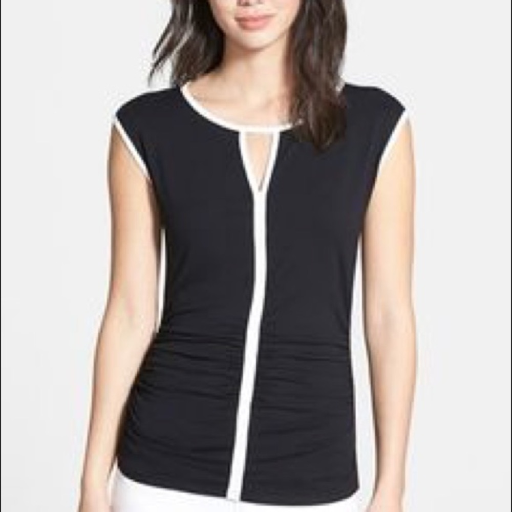 Vince Camuto Cap Sleeve Top Black + White
